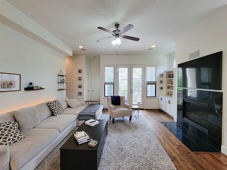 403 Jackson Hill St — Photo 21