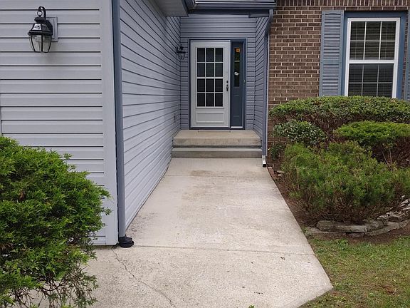 5th image of 103 Dovenshire Dr
