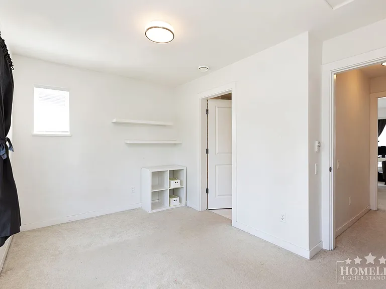 15828 27th Ave #17 — Photo 15