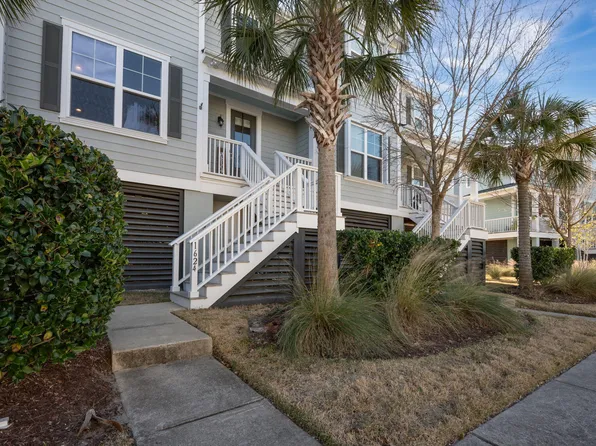 1624 Prince Edward St, Mount Pleasant, SC 29466