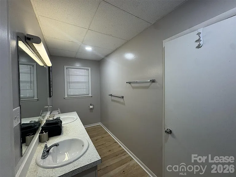 319 Connelly Springs Rd SW #A — Photo 6