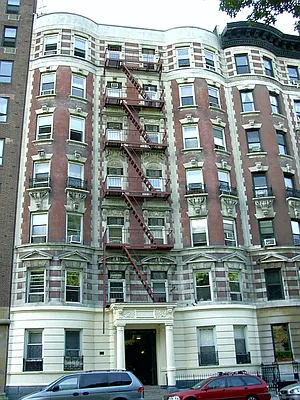 Rented by Douglas Elliman | media 7