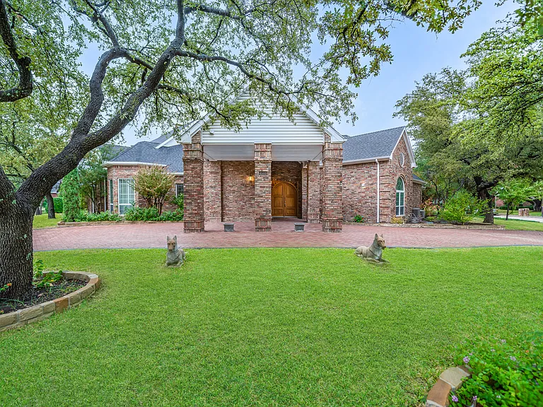4503 Bretton Bay Ln — Photo 1