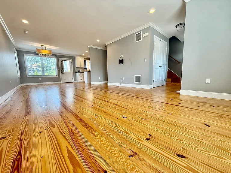 52 Bedlow Ave — Photo 7
