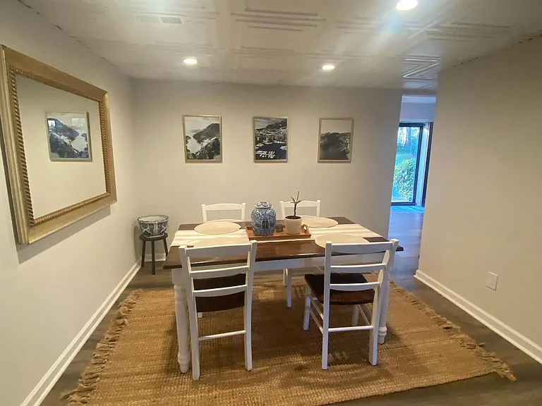 3145 Morningside Dr — Photo 11