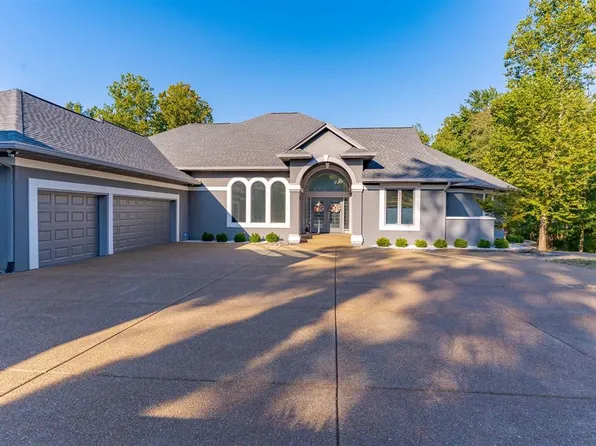 1088 Hunter Blvd, Boonville, IN 47601