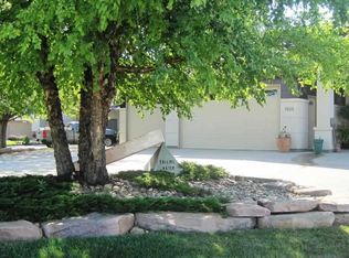 7405 W Chesapeake Ln, Sioux Falls, SD 57106