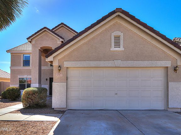 4th image of 2371 E County Down Dr