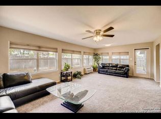 407 Sandalwood Ln, San Antonio, TX 78216