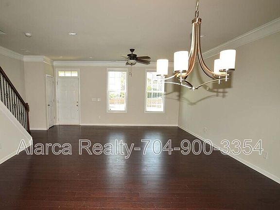 4th image of 136 Morning Mist Ln APT B