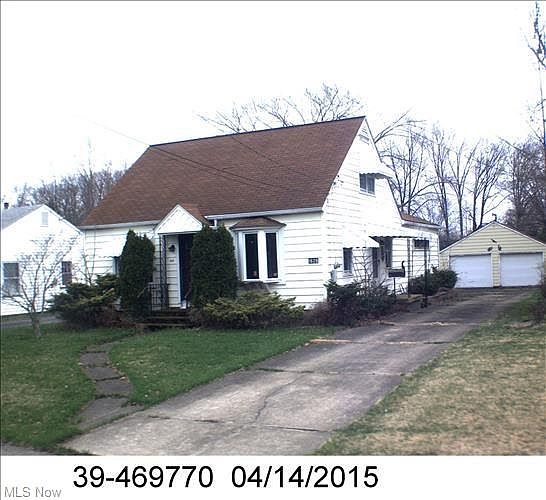 1st image of 1828 Lexington Ave NW