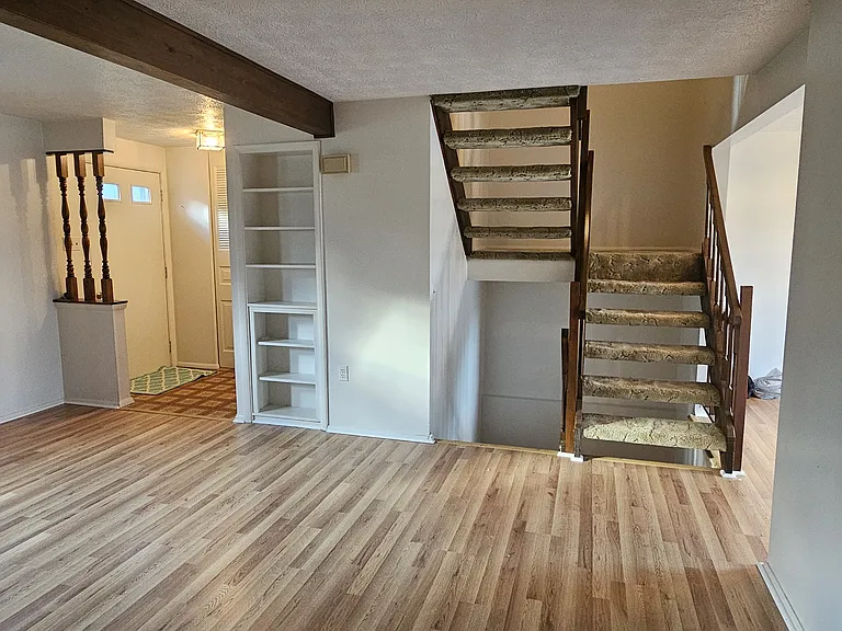 307 Countryside Dr — Photo 8