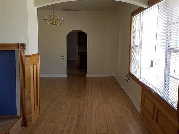4th image of 7511 Williams Ave