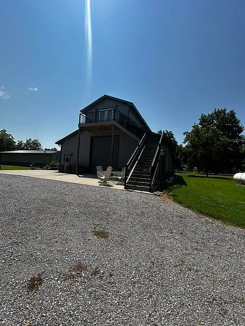 1 bed, 1.5 bath, 1600 sqft, $1,900 — Photo 4