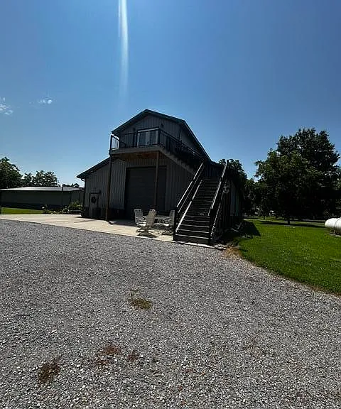 1416 Fisher Rd — Photo 4