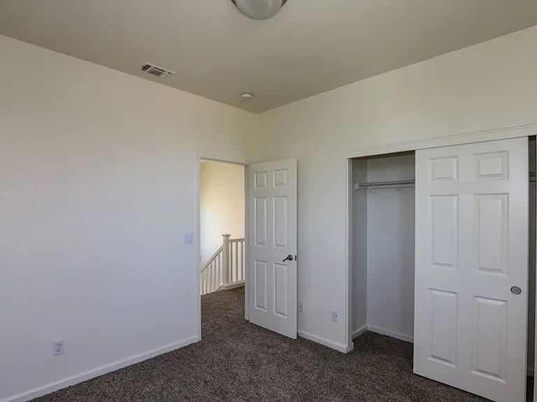 468 Beckman Way — Photo 12