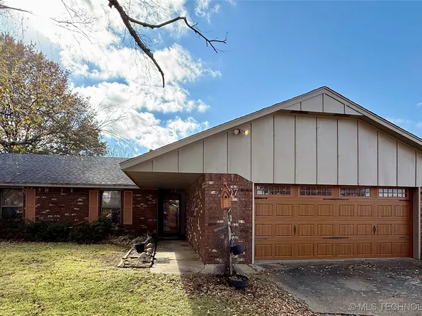 207 Valhalla Dr, Muskogee, OK 74403