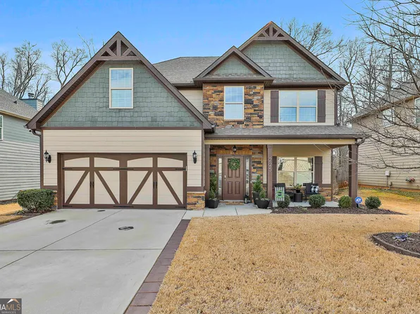 225 Briandwood Dr, Newnan, GA 30265