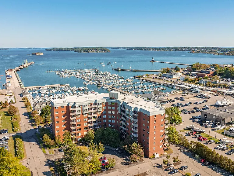 Building aerial view counpound