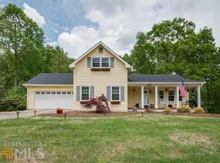 6331 Garden Ln, Flowery Branch, GA 30542