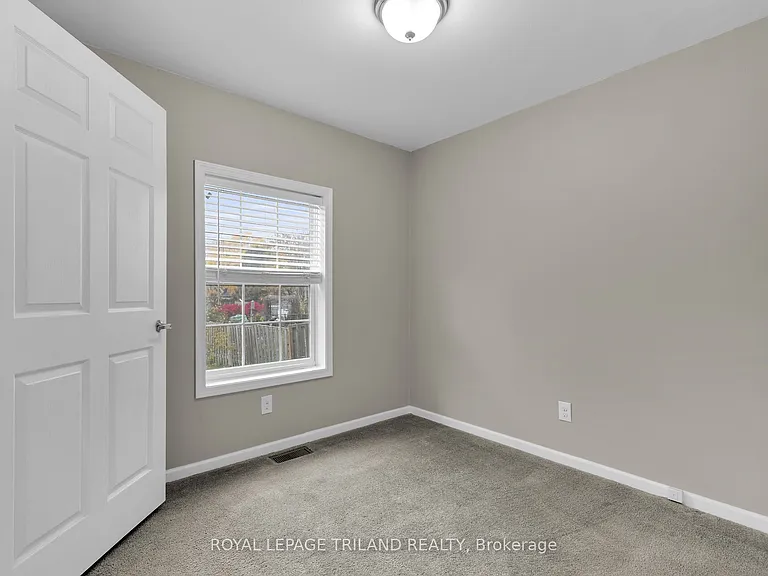 330 Matilda St — Photo 11