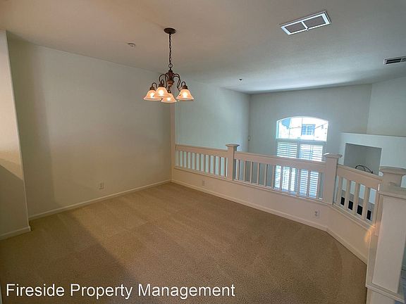 5th image of 961 Costen Ct #19