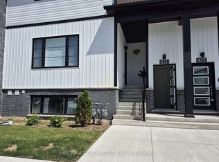 4263 4th Ave #812, Niagara Falls, ON L2E0C2