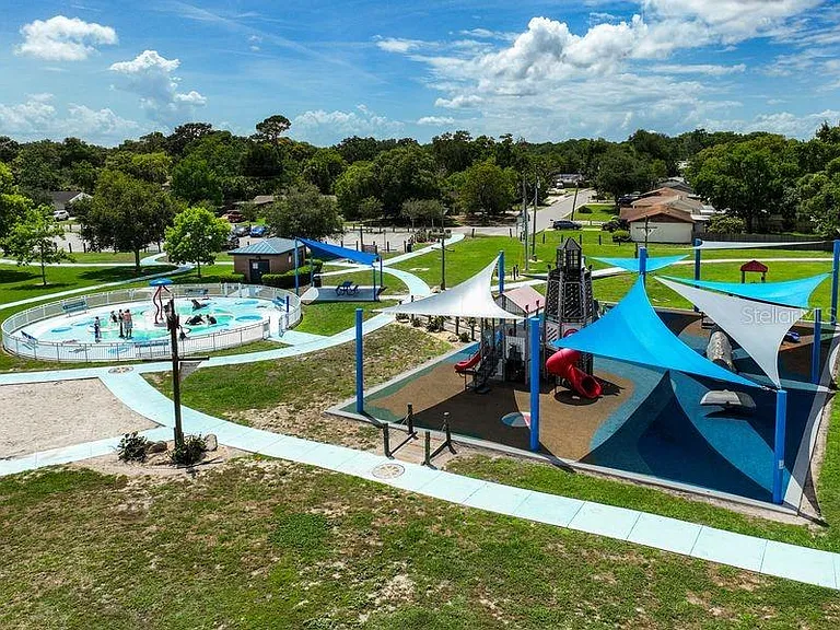 622 Anhinga Rd — Photo 58