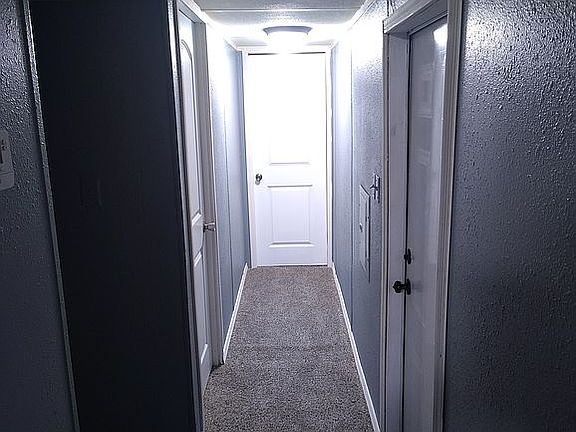 5th image of 1041 N Kings Hwy #42