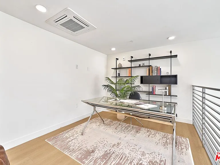510 S Oxford Ave #310 — Photo 57