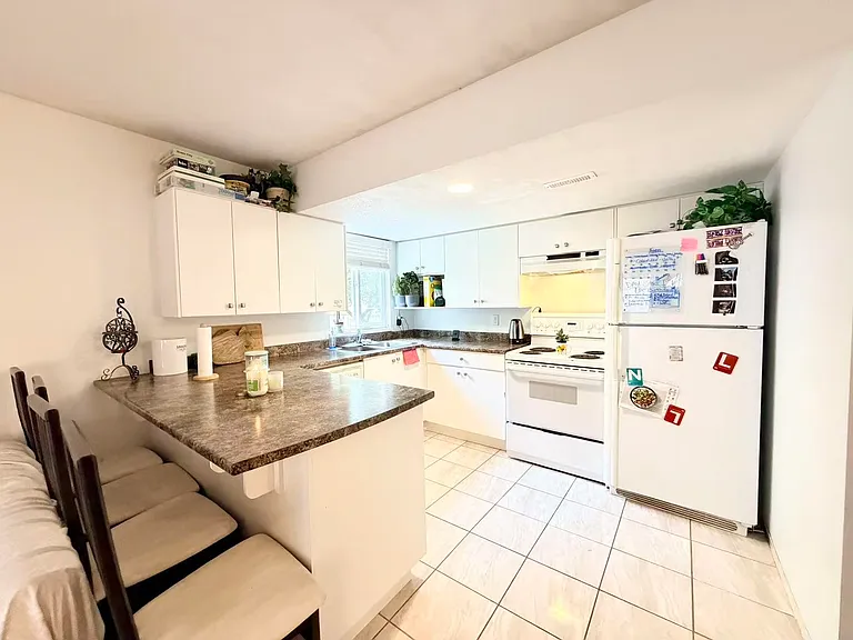 82XX 167a St #GROUND LEVEL — Photo 8