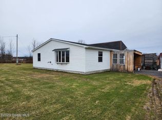 917 E Lykers Rd, Sprakers, NY 12166