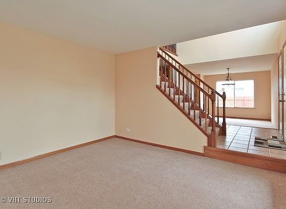 2nd image of 2317 N Old Pond Ln
