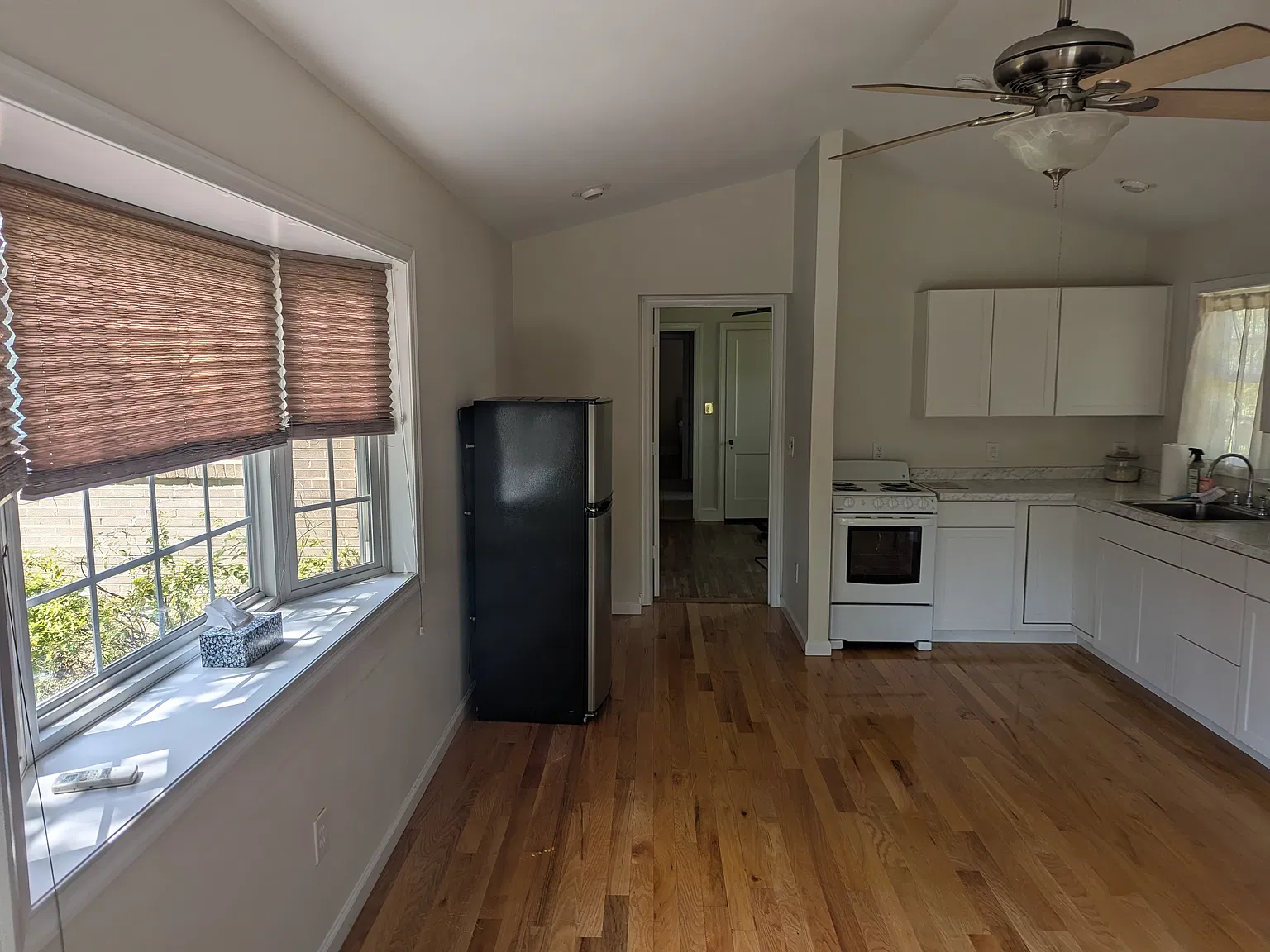 1 bed, 654 sqft, $1,450 — Photo 3
