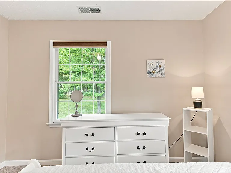 111 Launchris Dr — Photo 35