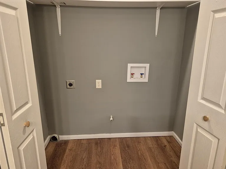 712 Michael Dr — Photo 13