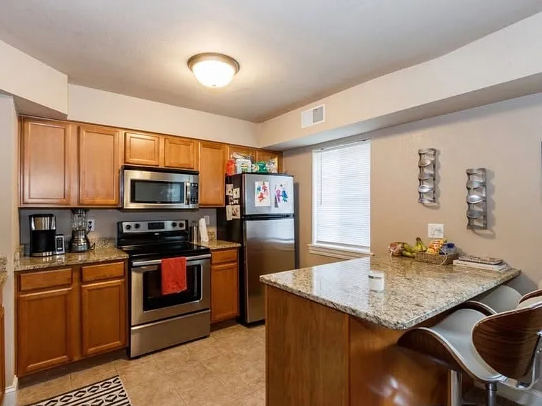104 Grandview Ct — Photo 7