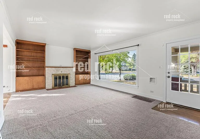 402 E Baldwin Ave — Photo 3