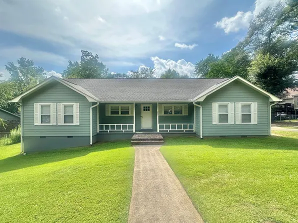 203 Todd St, Troy, AL 36079