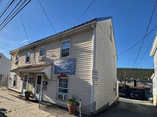 134 W Railroad St, Nesquehoning, PA 18240