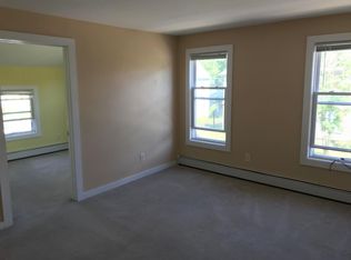 4 Huntington Ave, Oneonta, NY 13820