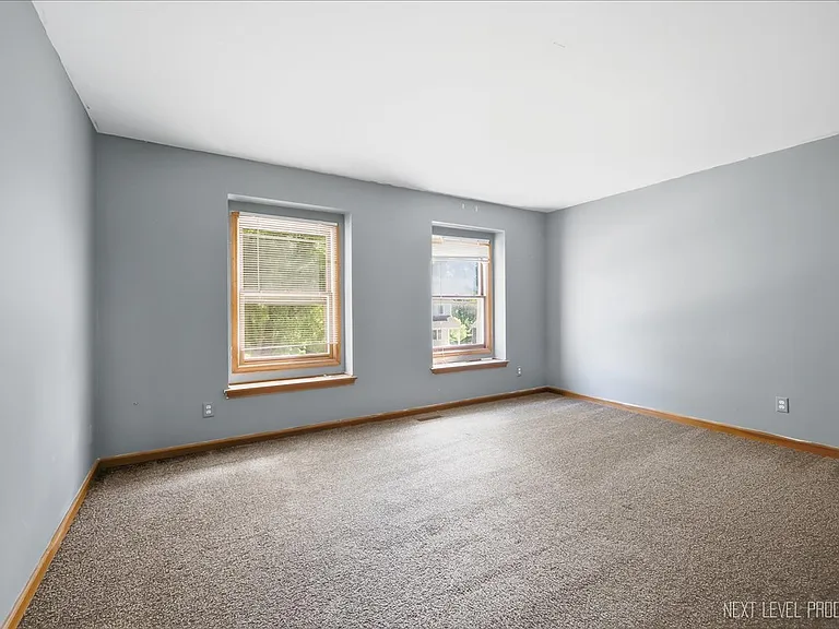 13 Saddlewood Ct — Photo 21