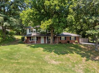 2403 Lyons Ln, Soddy Daisy, TN 37379