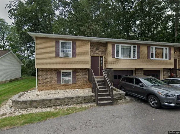 106 Fernwood Ct, State College, PA 16803