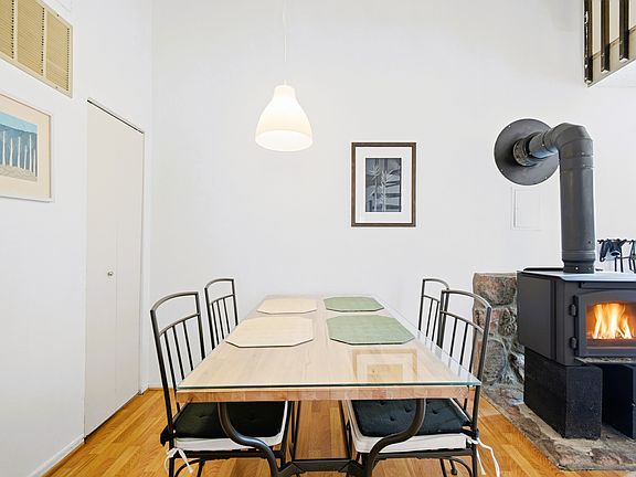 3rd image of 1901 Clear Creek Dr APT B-304