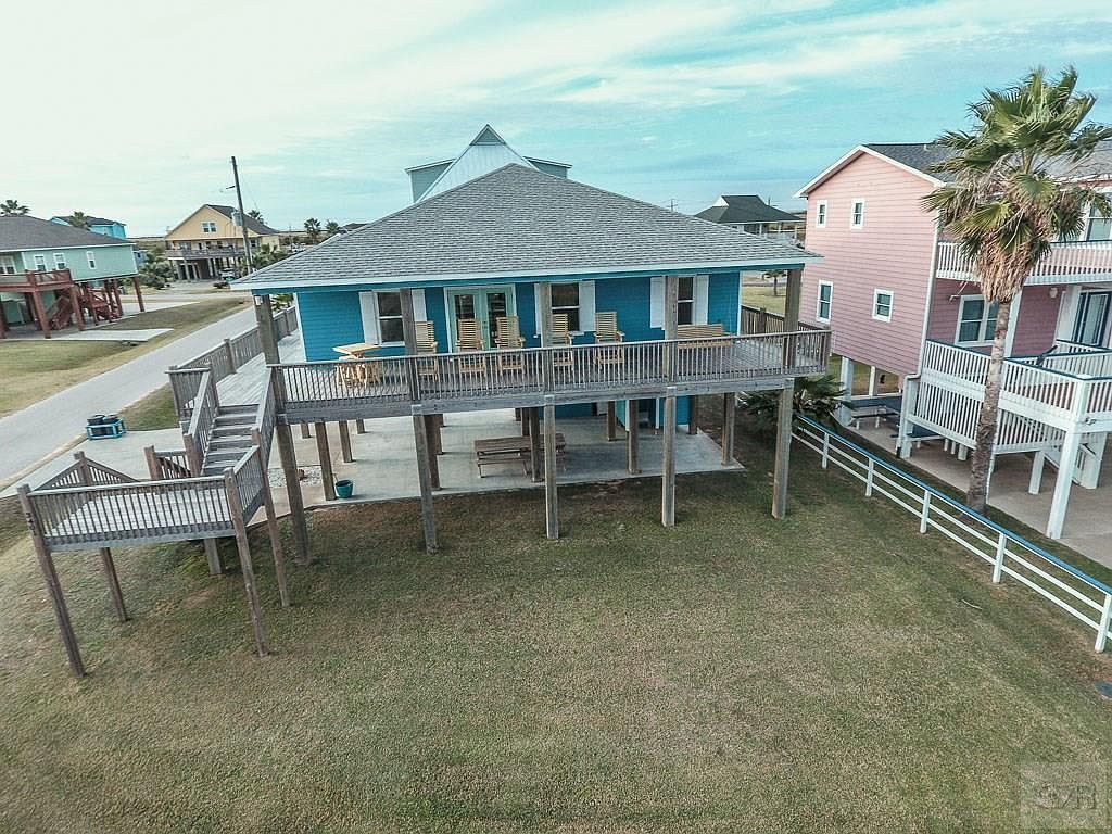 3401 Sand Castle Ln, Crystal Beach, TX 77650 | Zillow