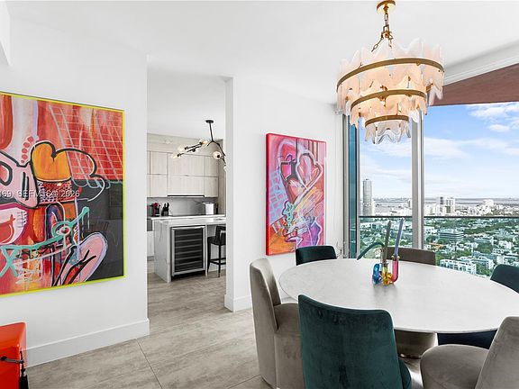 5th image of 300 S Pointe Dr APT 3604