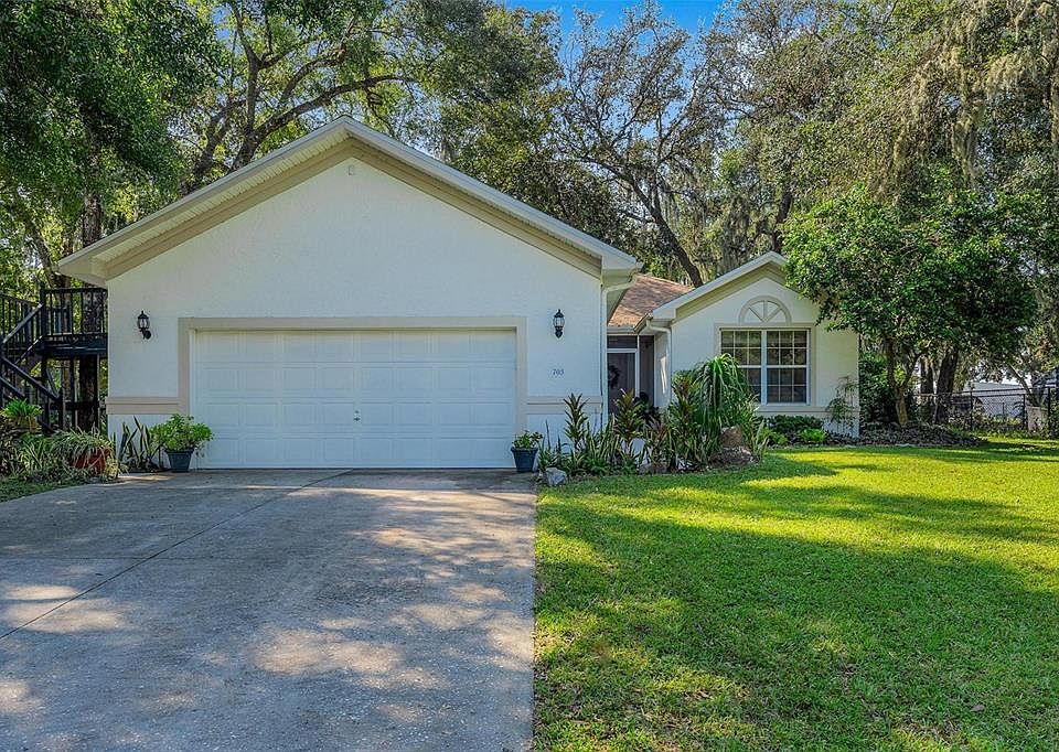 1st image of 705 VILLAGE COURT
