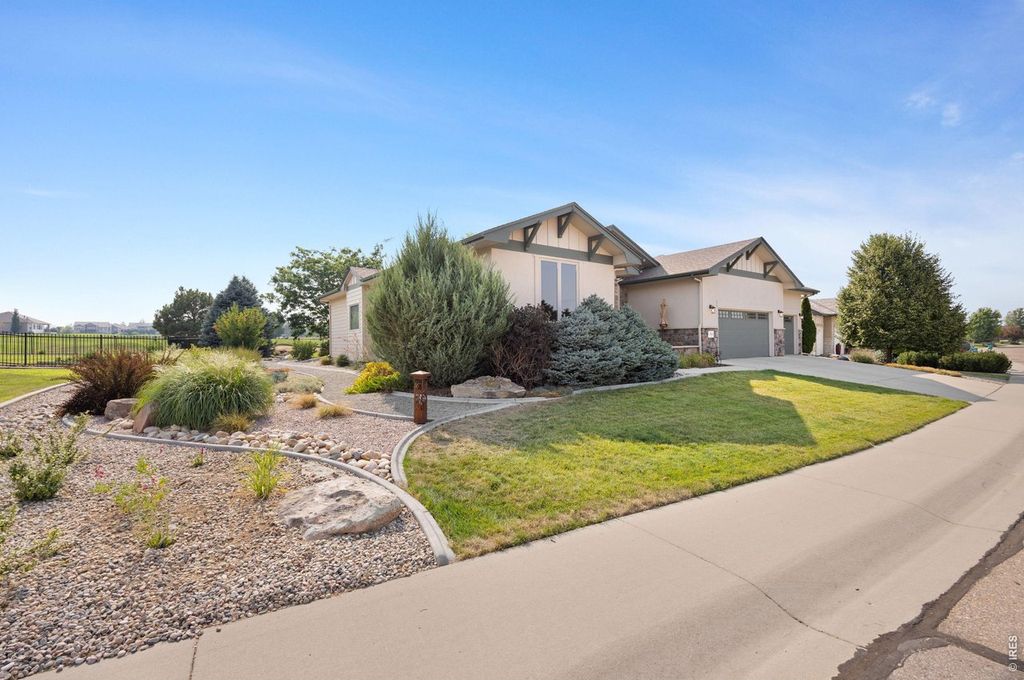 5983 Bay Meadows Dr