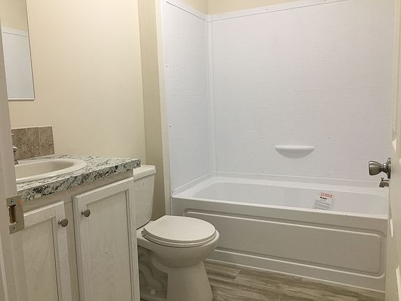 5th image of 13755 Arkansas Blvd